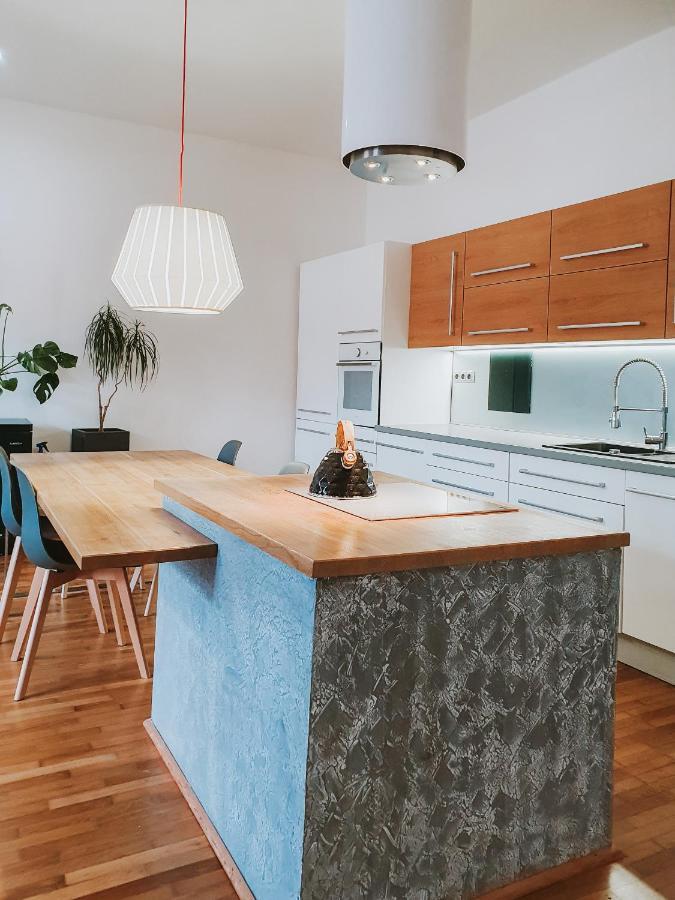 Priestranny Apartman V Centre Košice Exteriér fotografie